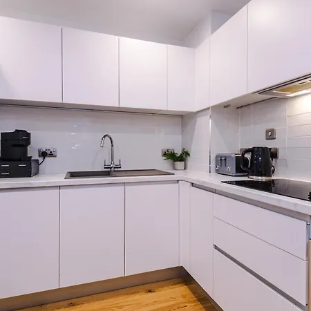 Apartament The Arden Suite- Modern In Centre- Perfect For Leisure, Family And Business By Dreamluxe *
